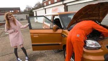 Minx Squirts On Mechanics Big Cock